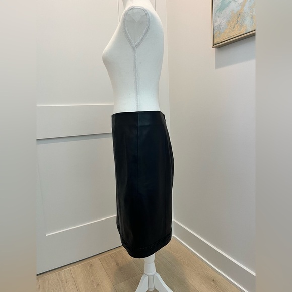 Vintage Casual Corner Black Leather Skirt with Braided Leather Embellishment 6 - Picture 6 of 14